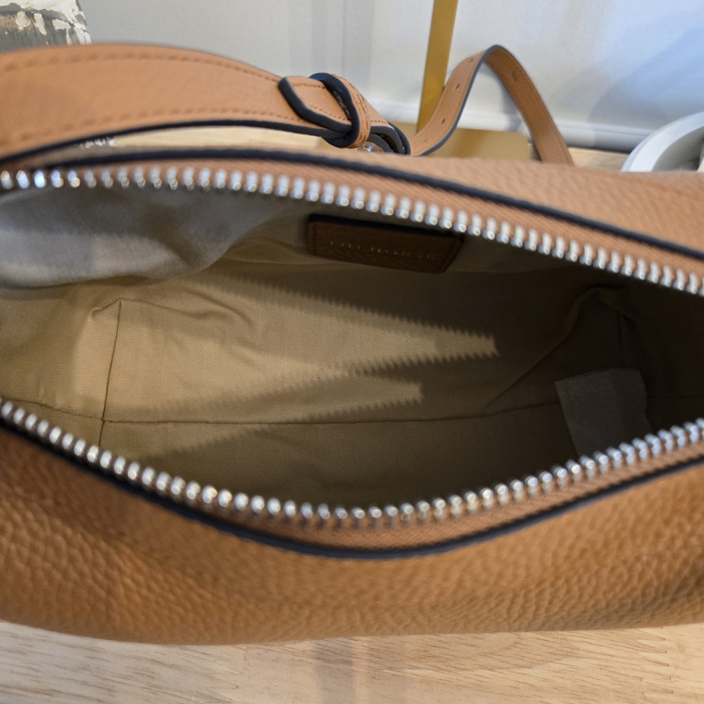 The Horse Mini Lou Bag – Tan Pebbled Leather - Picture 3 of 4
